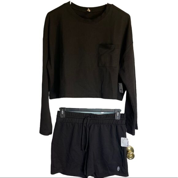 Free People Sunny Set Matching Black Shorts and Long Sleeves Crop Top.Size M - Picture 5 of 16